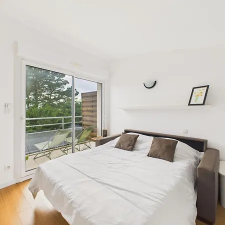 Apartment Pour 4, Piscine, A 150 M *