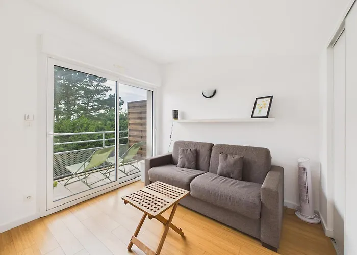 Daire Pour 4, Piscine, A 150 M *